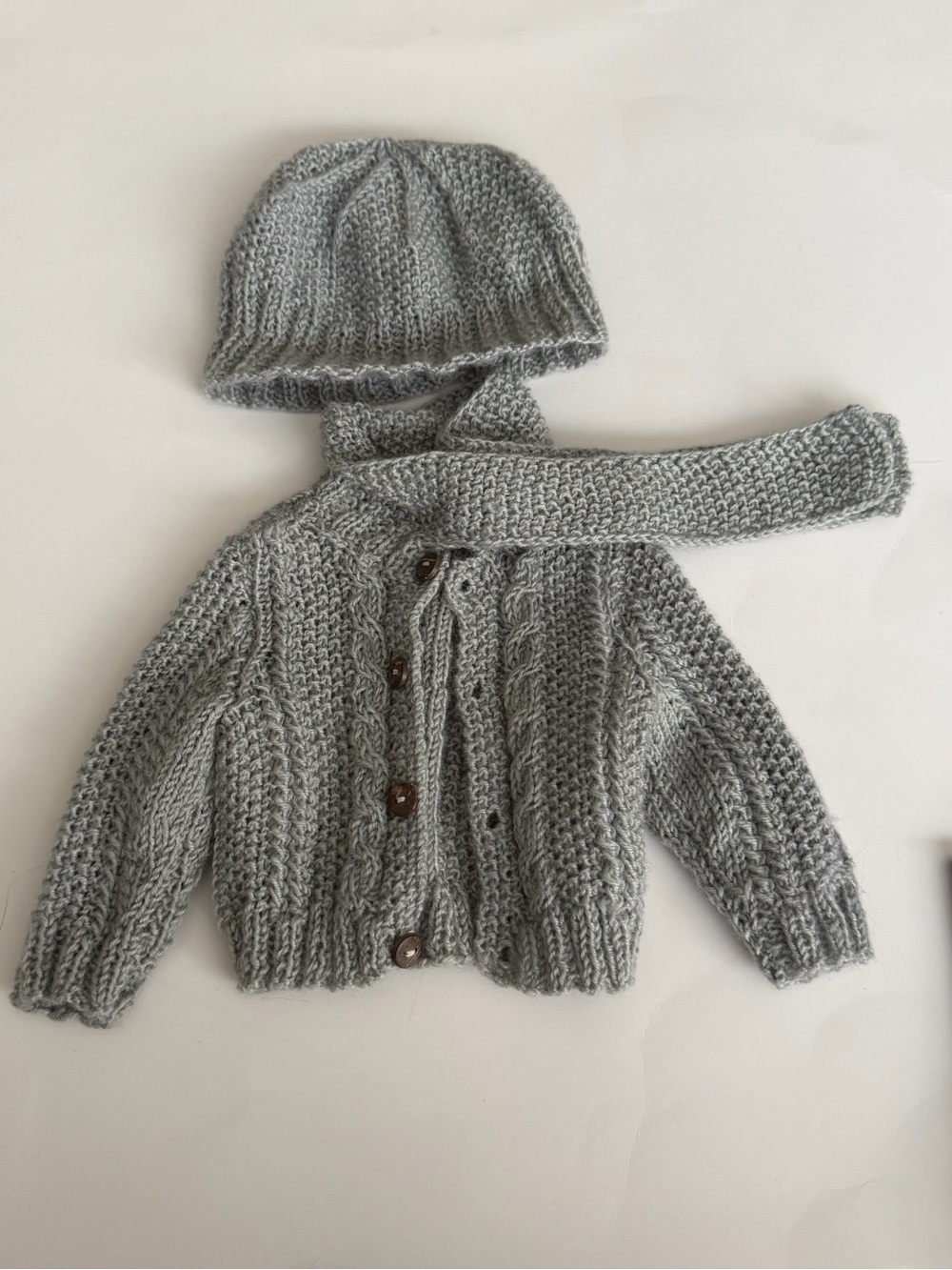 18” Doll Beautiful Knitted Sweater and Hat